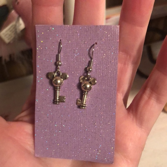 Adorable Mickey Mouse Faux Silver Key Earrings - Picture 4 of 5